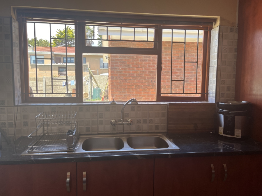 3 Bedroom Property for Sale in Heiderand Western Cape